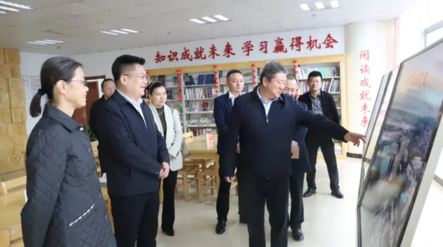 中交集团与青海EMC易倍集团座谈交流共探合作方向